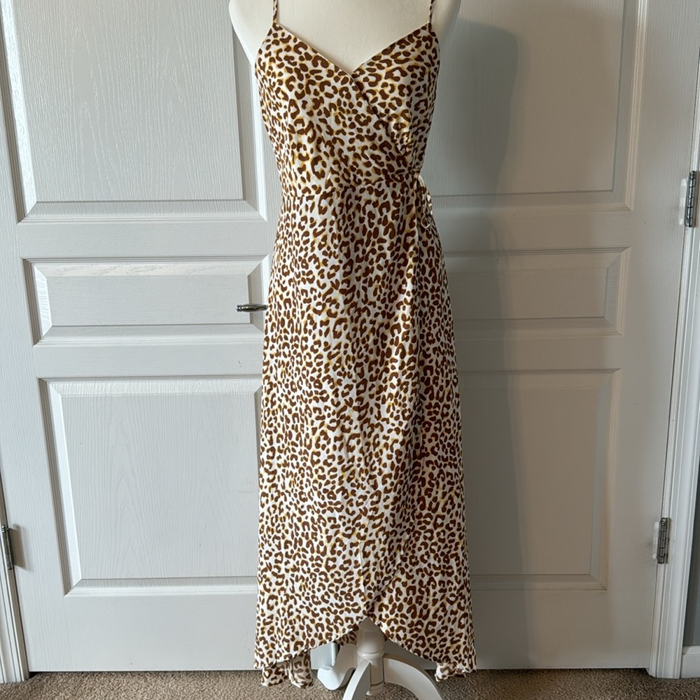 Leopard Wrap Dress - Picture 3 of 10